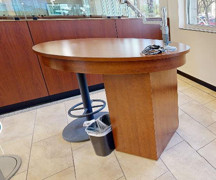 2D pedestal desk