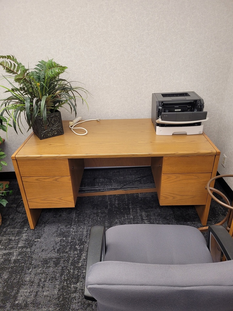Hon Small Standard Desk