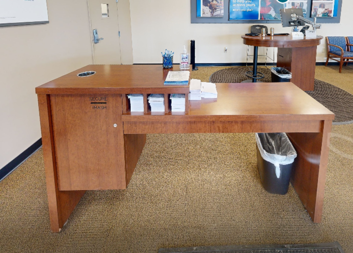 Large cheque desk