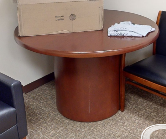 Round meeting table