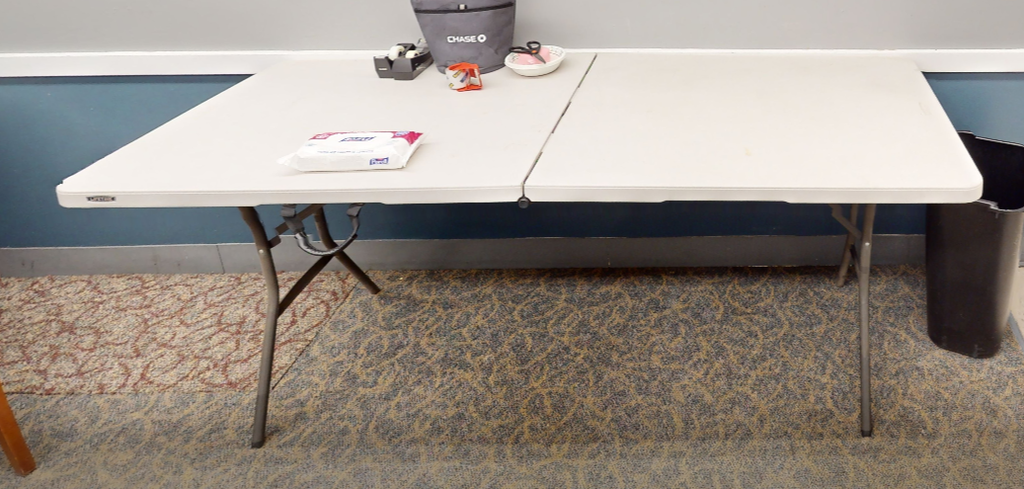 White folding table