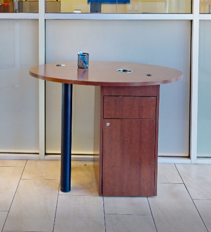 Cheque desk