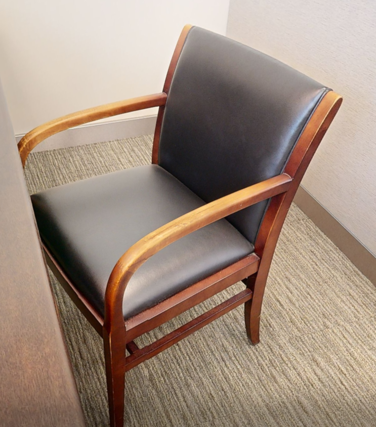 Black guest chair with arms