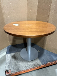 36"DIA DINING TABLE (TAGGED: GRACE OFFICE)