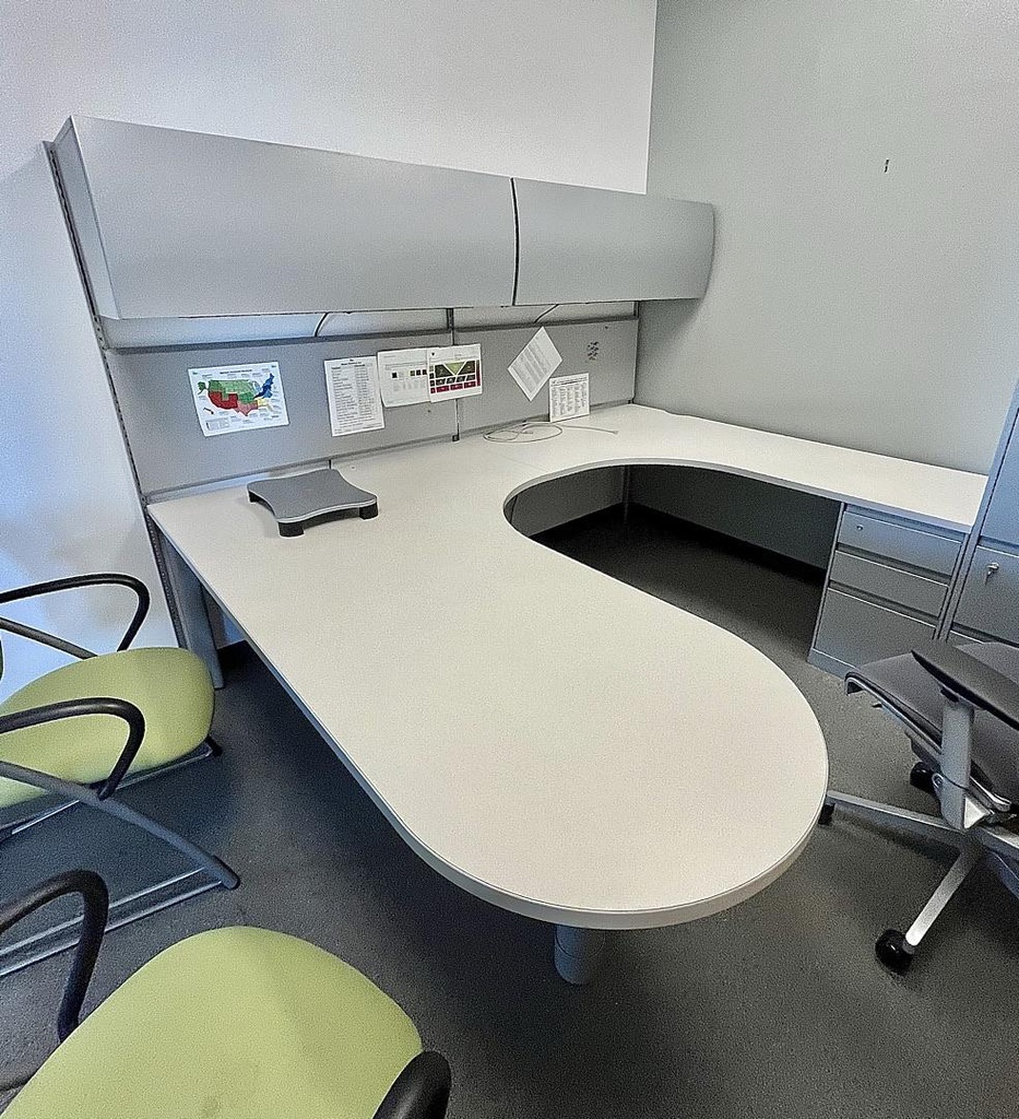 U-Shaped Desk with Overhead