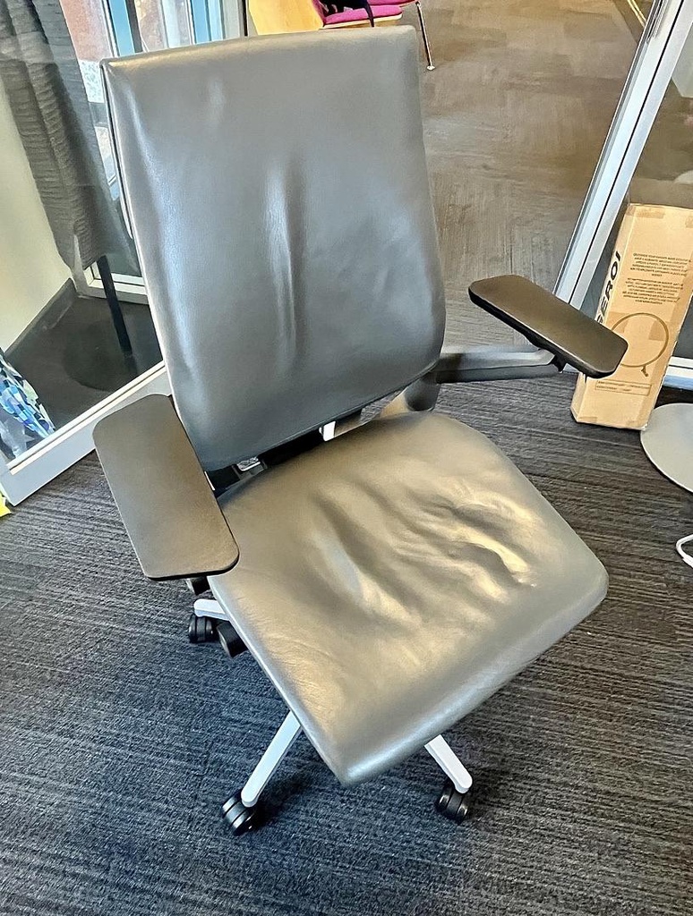 Task Chair - Vitra