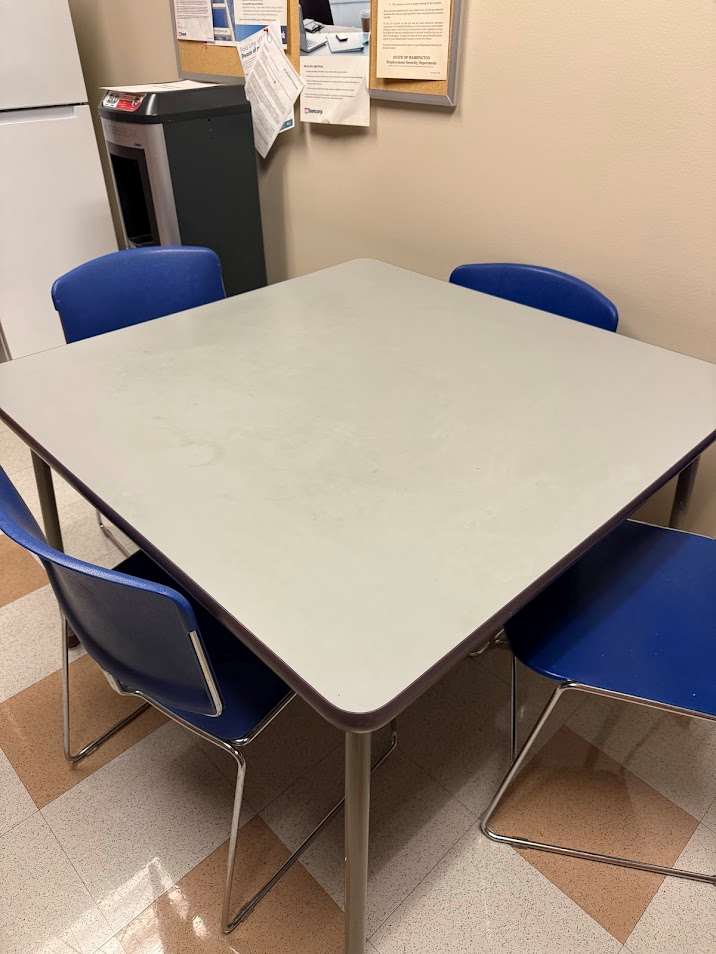 SQUARE TABLE (GREY)