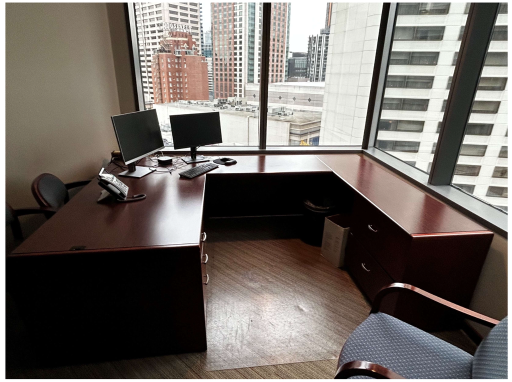 WOOD U-SHAPE DESKS (LH DESK)