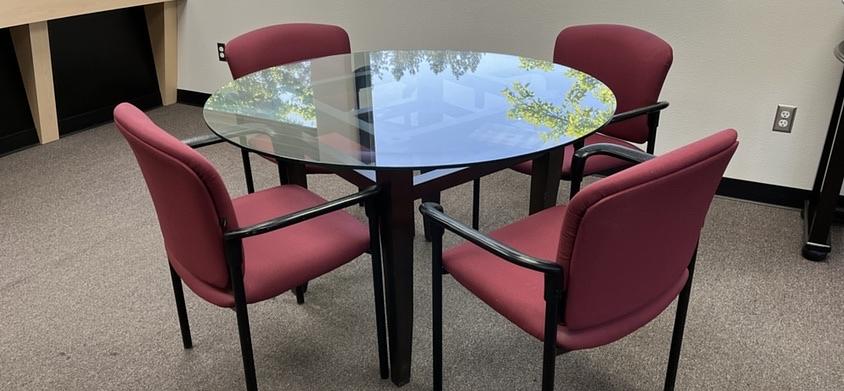 Round Table Glass/Metal