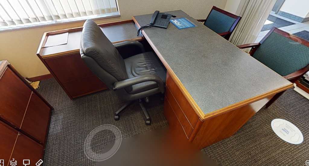 L Shape Desk 1