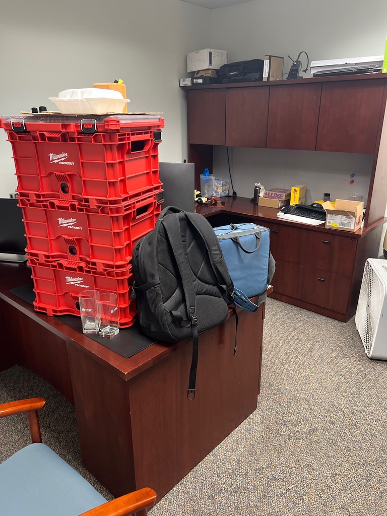 U shaped deskSteelcase