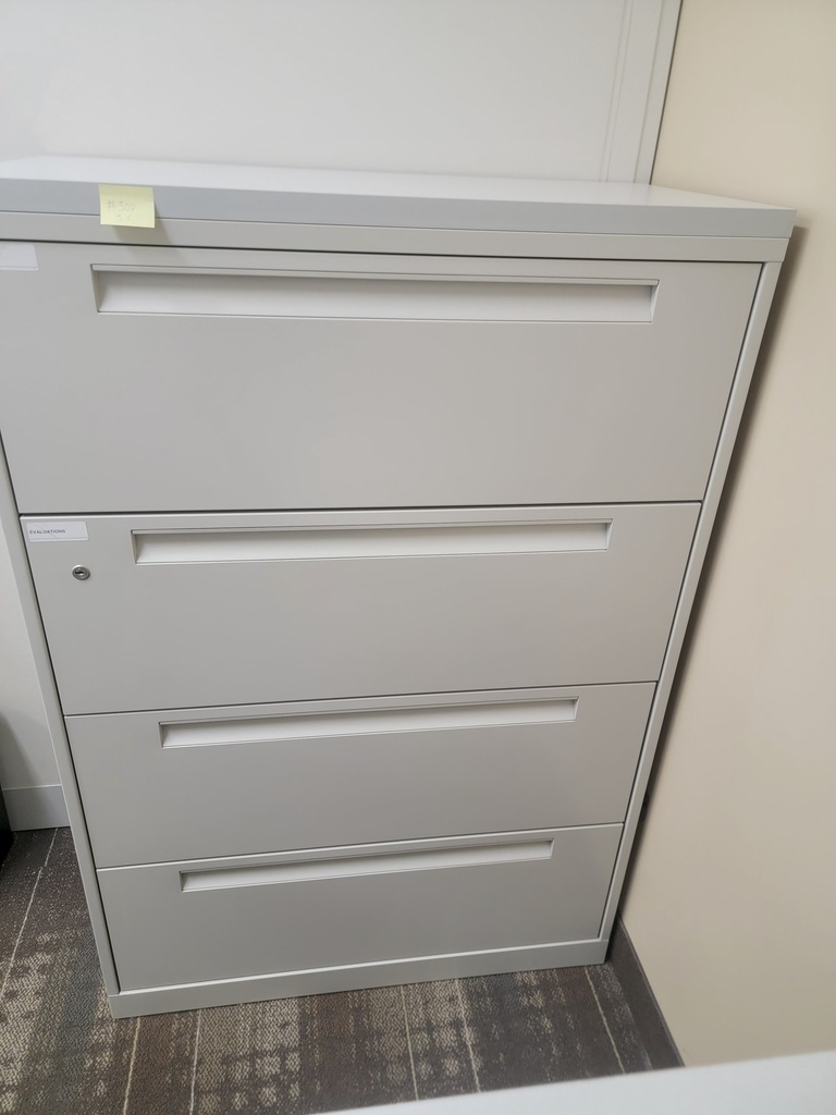 4 drawers cabinet -metal 