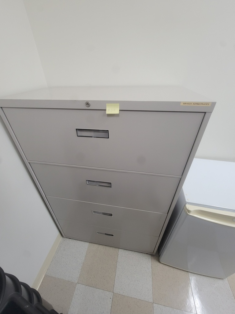4 drawers cabinet -metal 