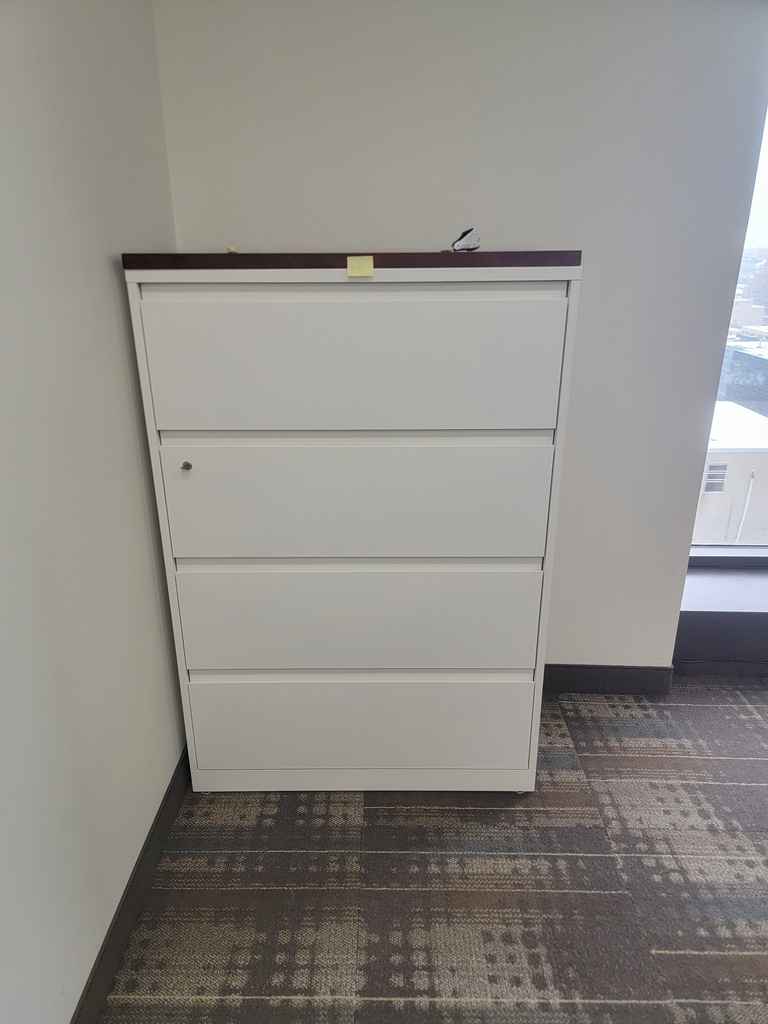 4 drawers cabinet -metal 