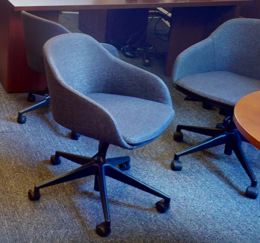Mobile conference chair