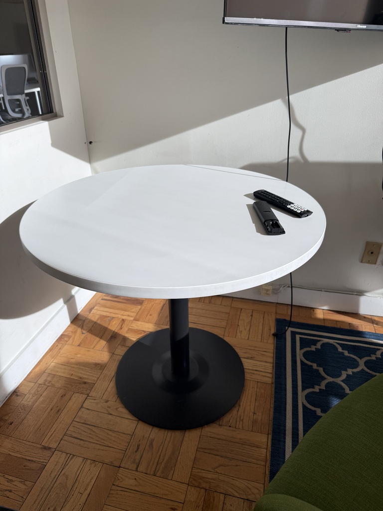 36" Round Table