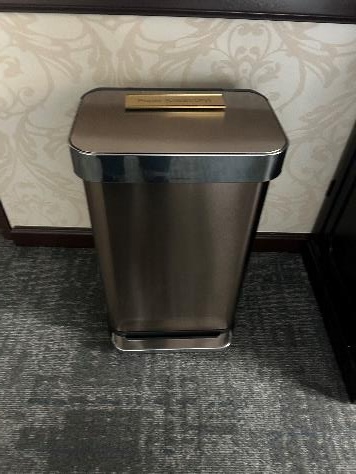 Trash can