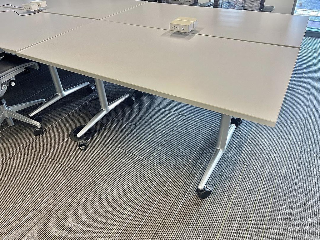Training Table - 60 x 30 T17, Arctic White, Platinum Gloss