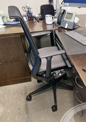 Task Chair With Arms