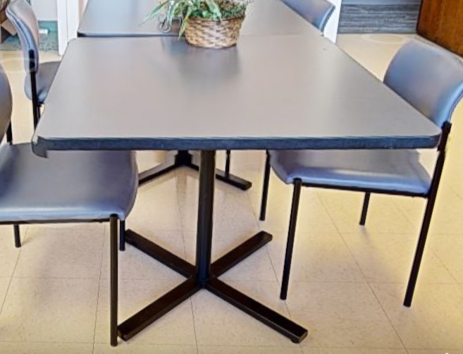 Square Break table