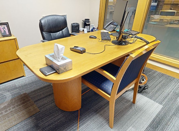 Desk - Freestanding