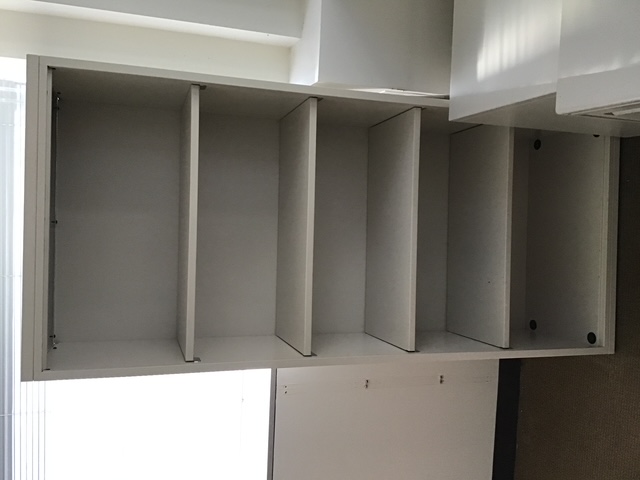 L15 W30 H68 Bookshelf