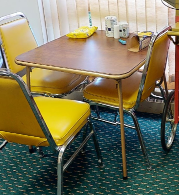 Square break table
