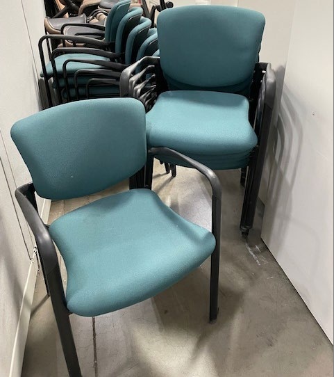 Side chairs with arms (Green)