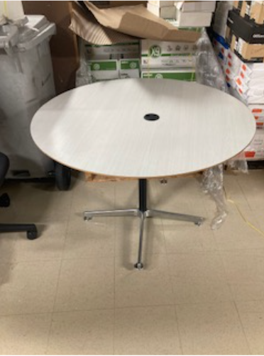 Round Table 