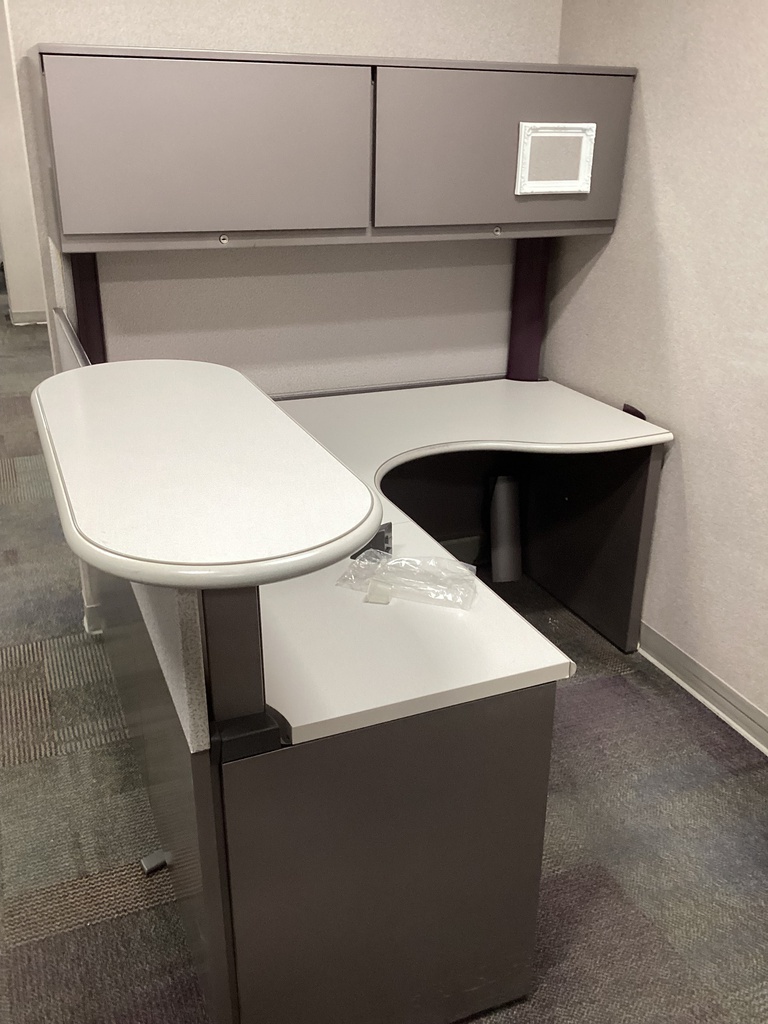 L-Shaped Cubicles