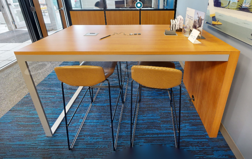 Standing table