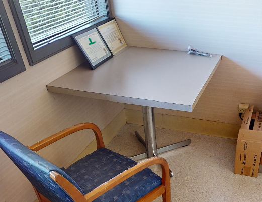 Communal table