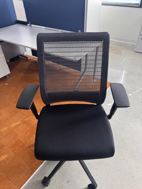 BLACK STEELCASE THINK CHAIR