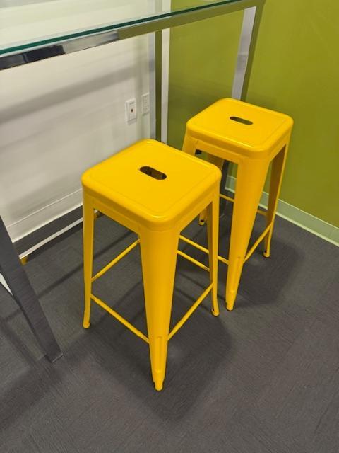METAL YELLOW STOOLS