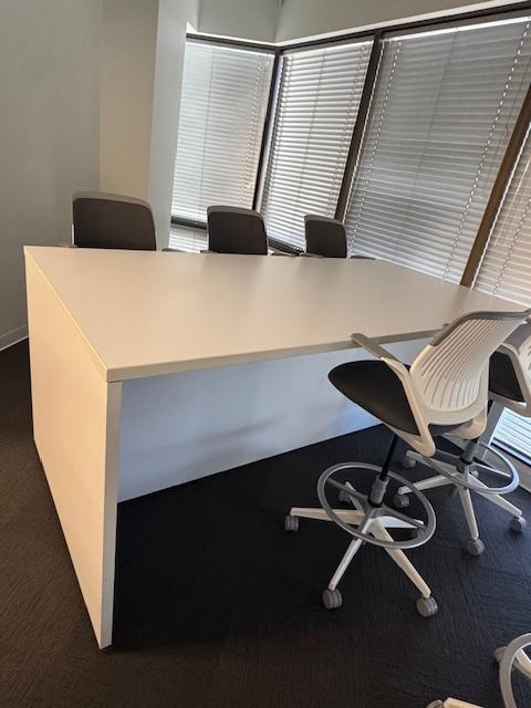 8'x4' BAR HEIGHT TABLE