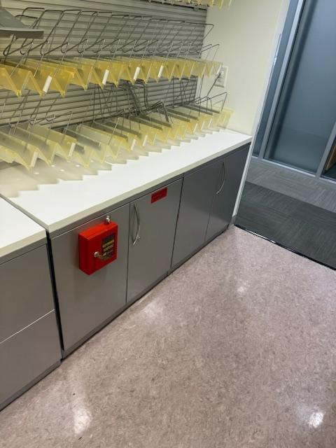 STORAGE CABINET W/ 5' TOP