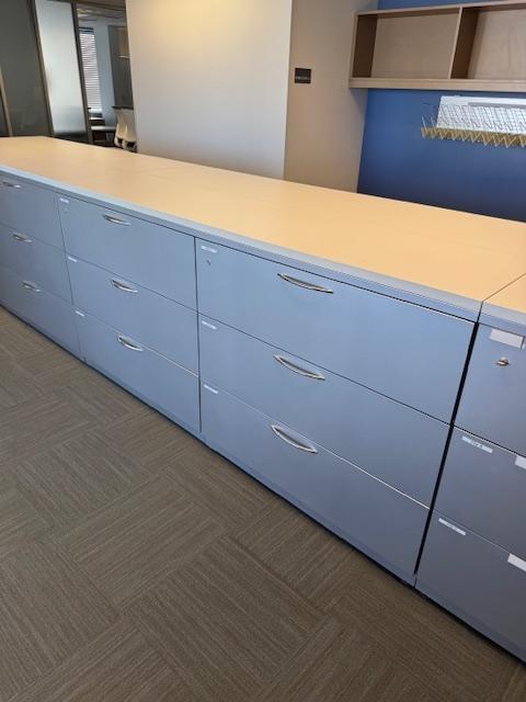 3 DRAWER FILE W/SHARED TOP