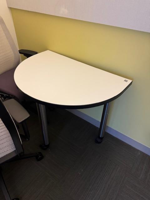 HALF ROUND MOBILE TABLE