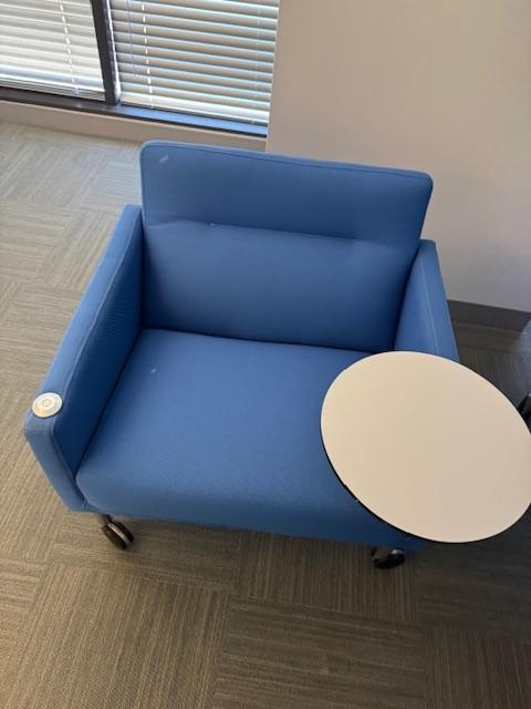 BLUE LOUNGE TABLET CHAIR