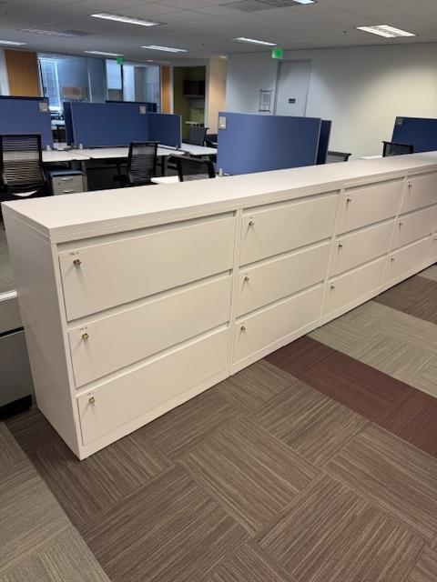 3 DRAWER FILE W/108 SHARED TOP