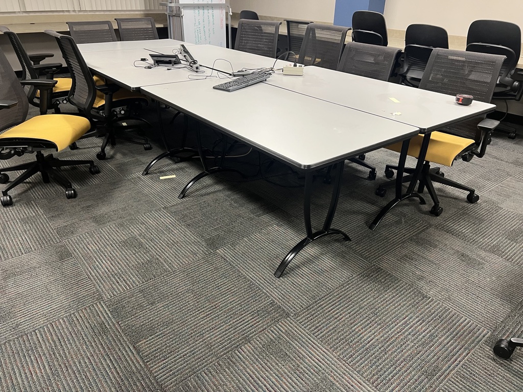 30"x60" grey speckled table