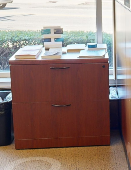 2D lateral credenza