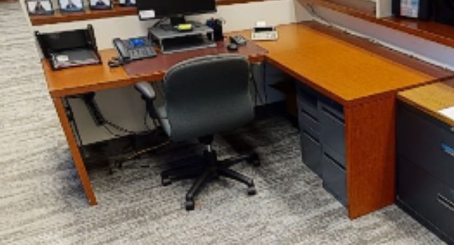 desk - 2 pedestal