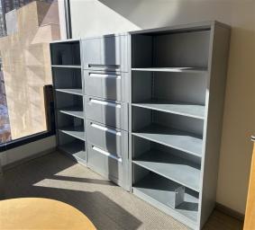 18" x 36" x 66" 3-wide bookshelf (middle with locking drawer)