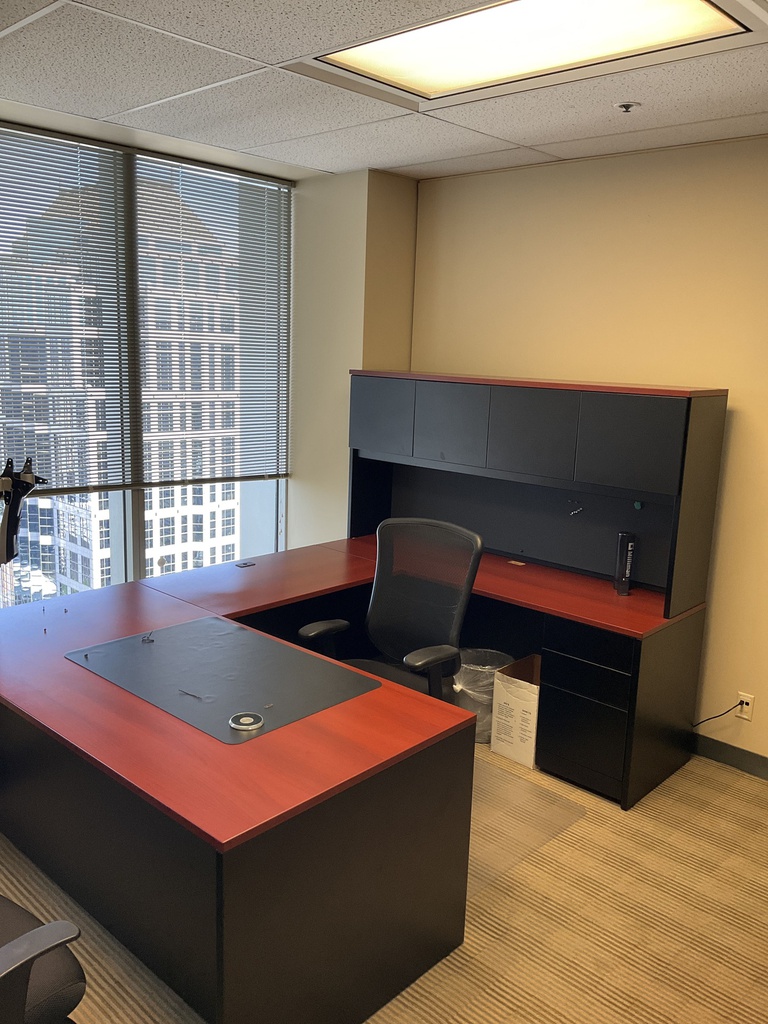 78x66x29 L SHAPED DESK