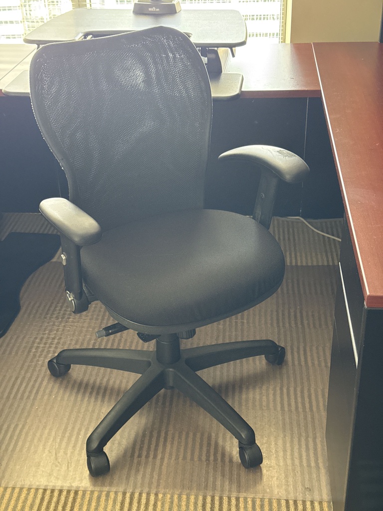 DESK CHAIR