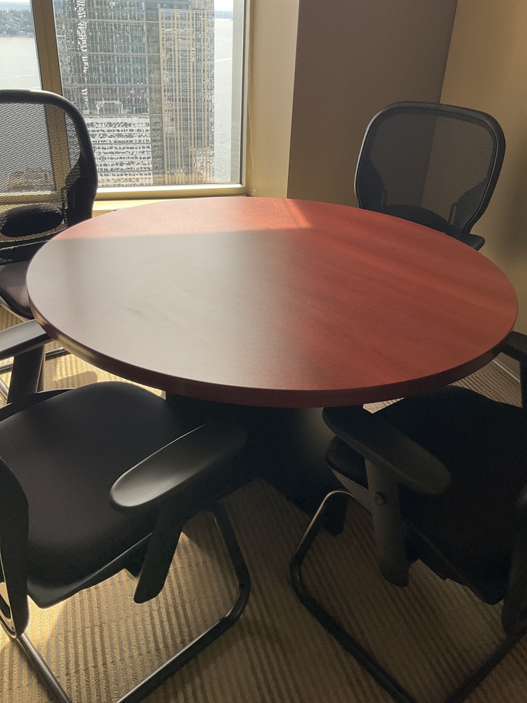 48x29 ROUND TABLE