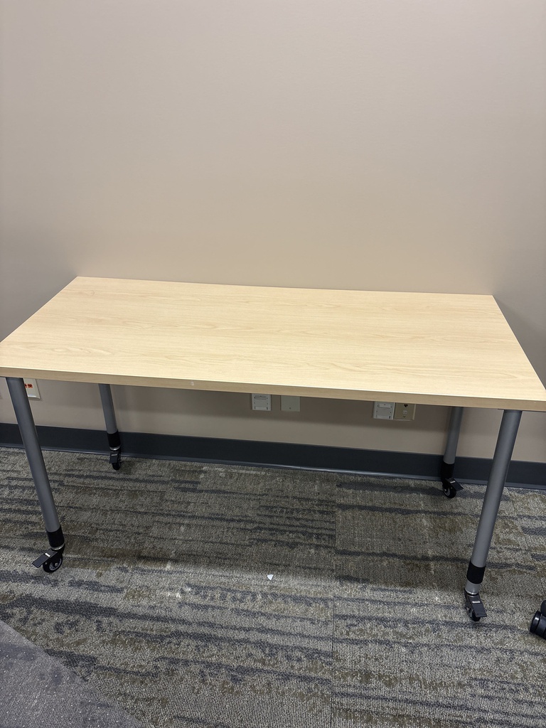 52x23x29 ROLLING TABLE