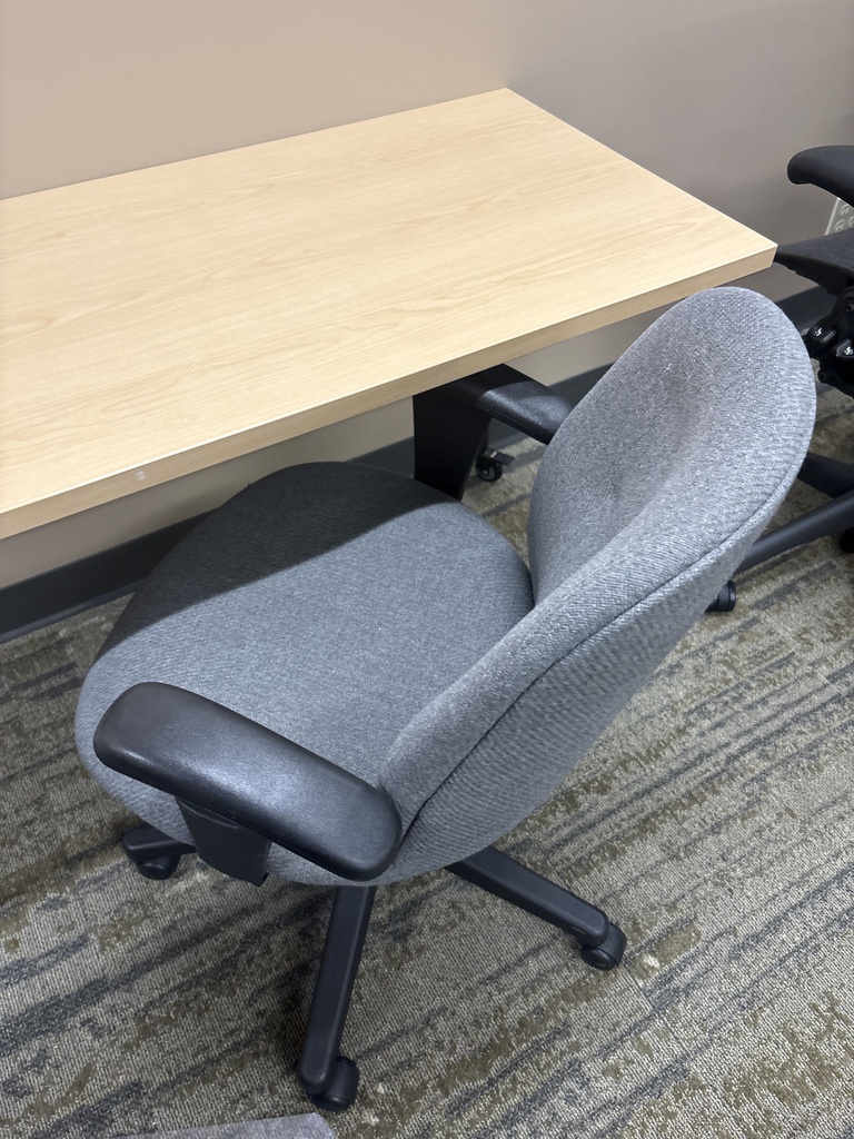 GREY DESK CHAIR