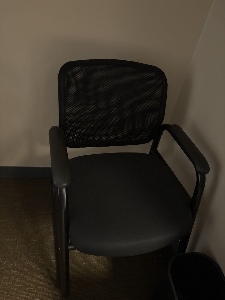 GUEST CHAIR